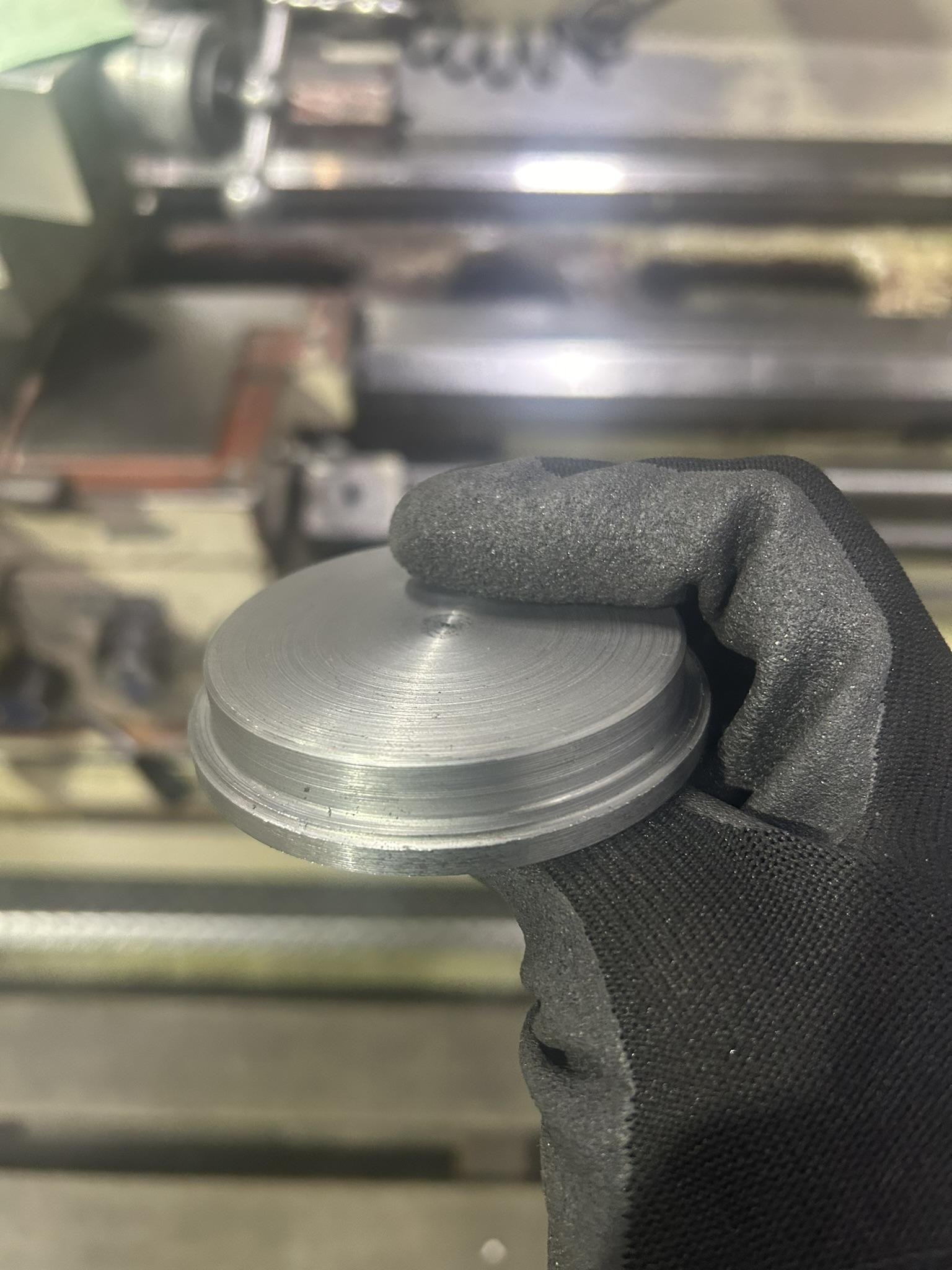Grooved disc at the lathe
