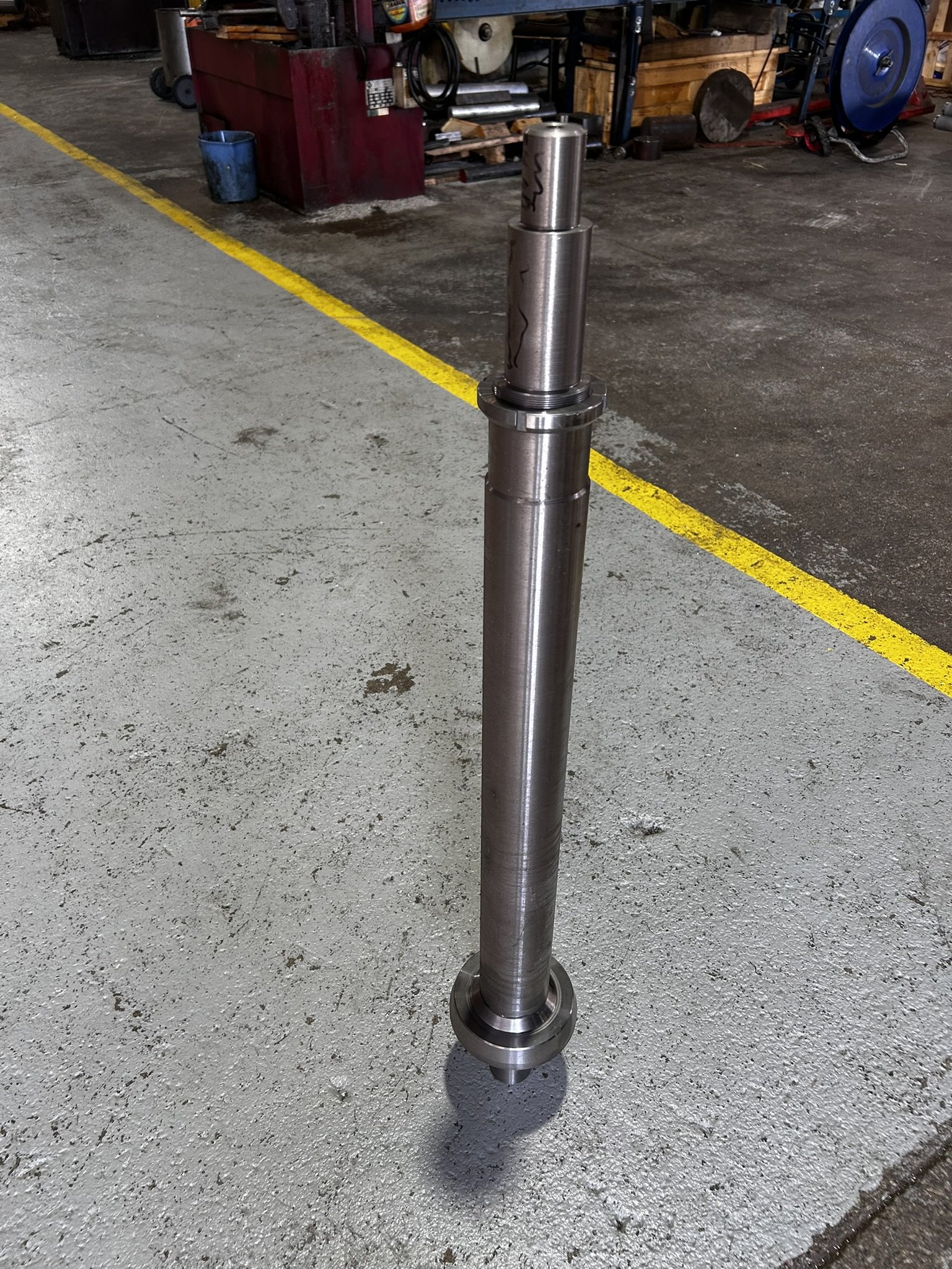 Stepped shaft &mdash; full length
